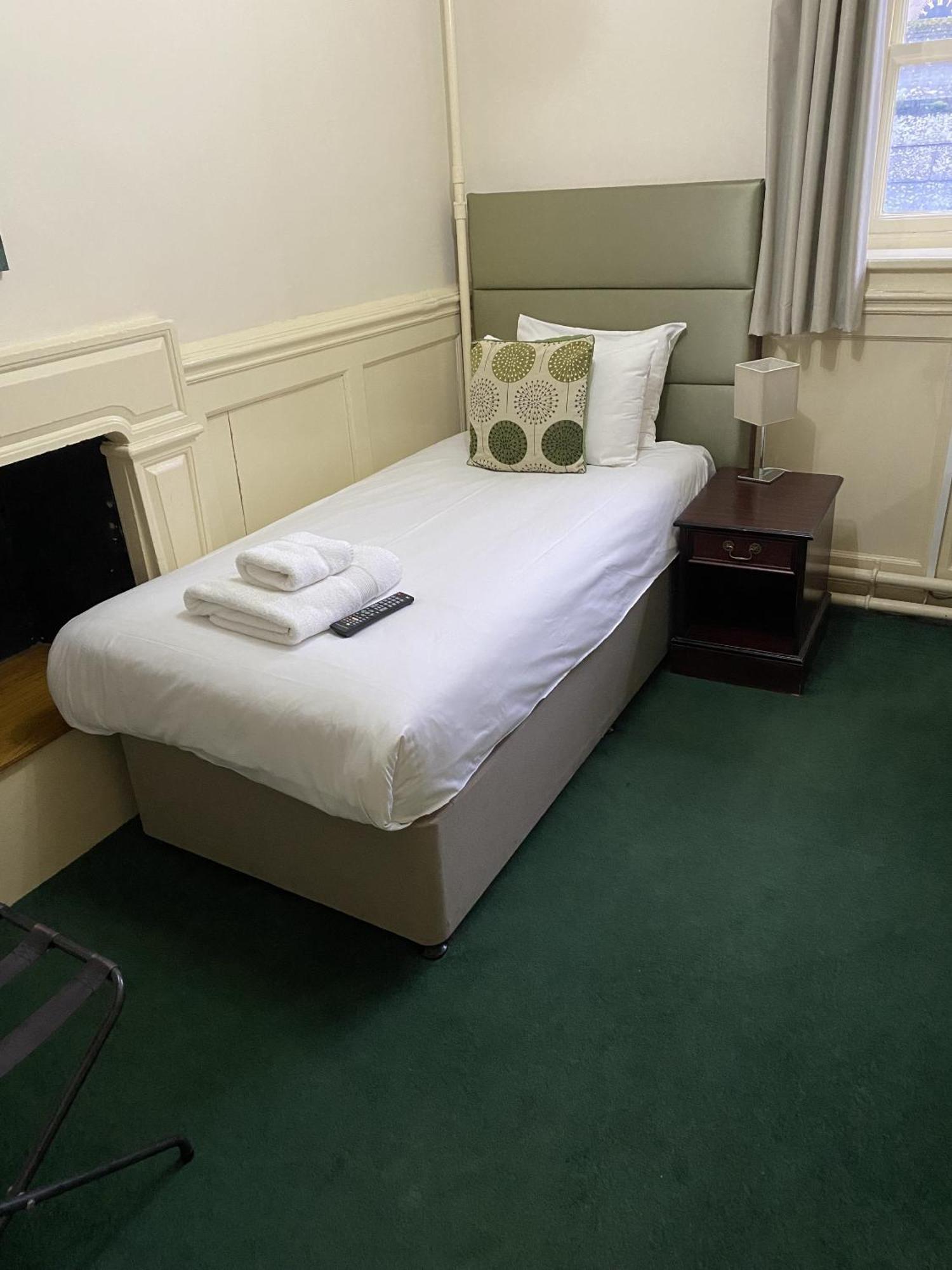 New Inn Hotel Lechlade Zimmer foto